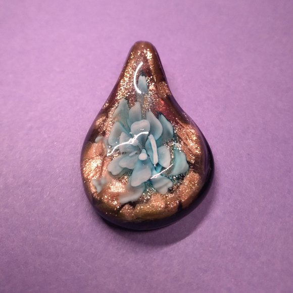 Floral clear sparkle necklace pendant - Picture 3 of 5